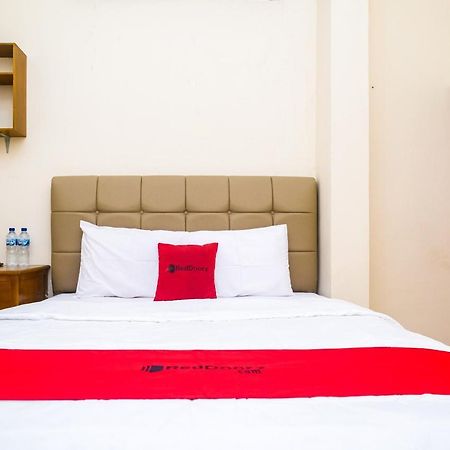 Reddoorz Syariah @ Griya Thamrin Manahan Solo Dış mekan fotoğraf