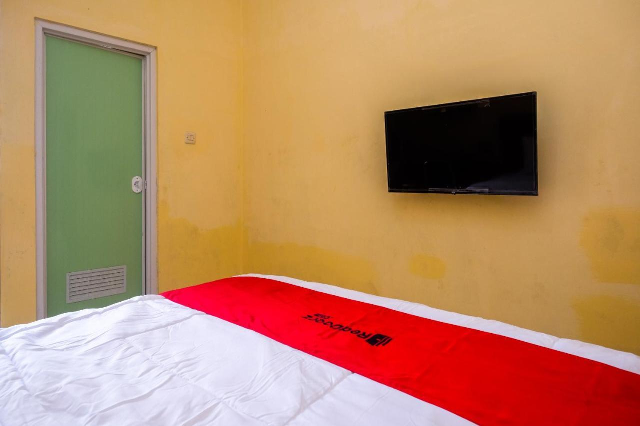 Reddoorz Syariah @ Griya Thamrin Manahan Solo Dış mekan fotoğraf