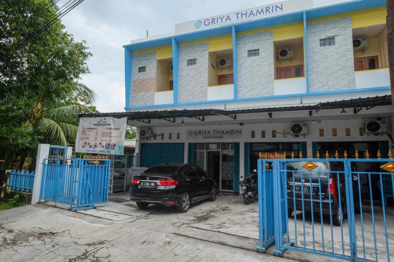 Reddoorz Syariah @ Griya Thamrin Manahan Solo Dış mekan fotoğraf