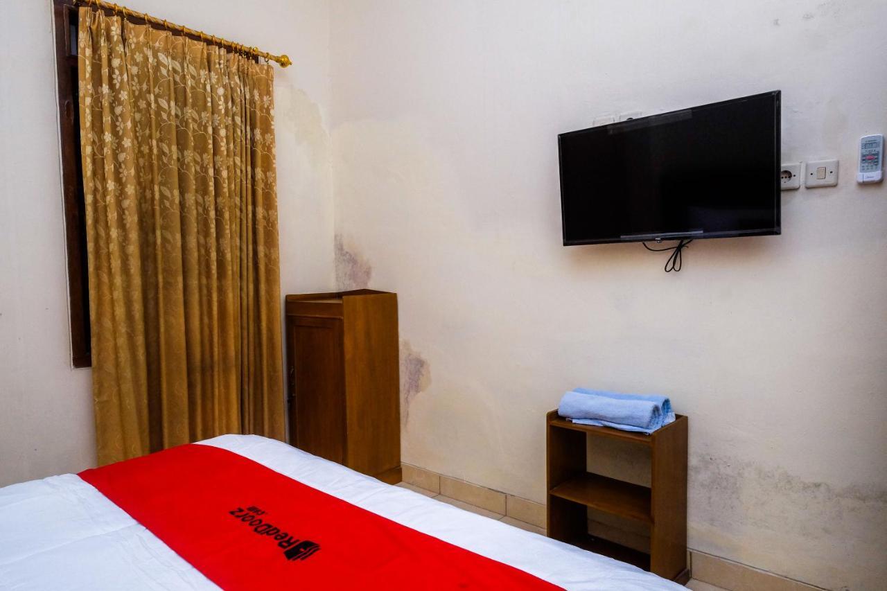 Reddoorz Syariah @ Griya Thamrin Manahan Solo Dış mekan fotoğraf